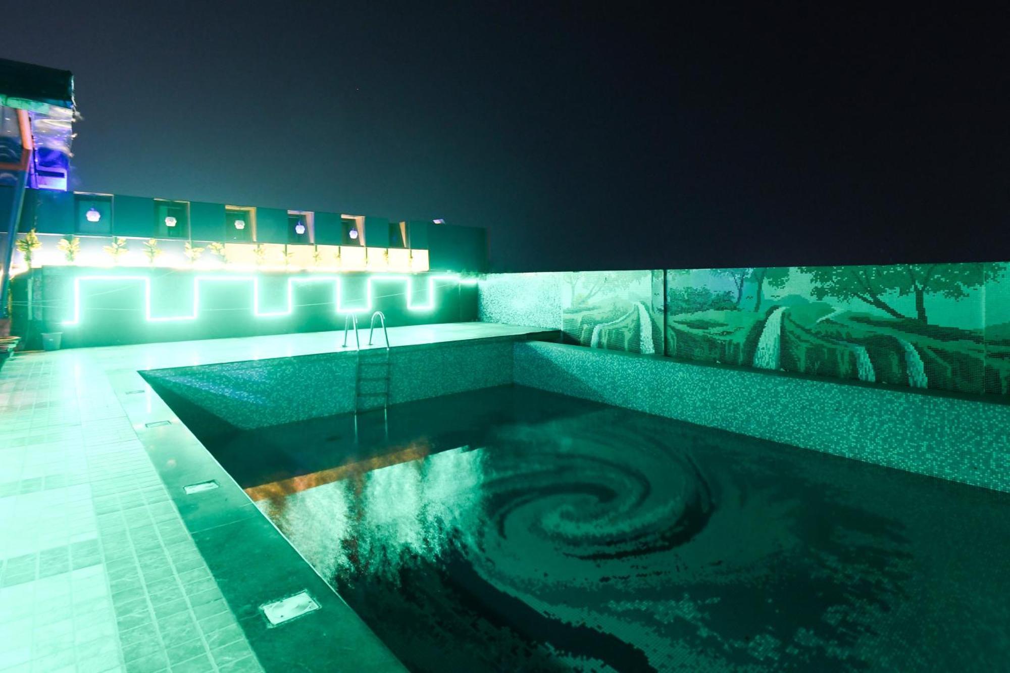 Hotel O Blue Royal Bhubaneswar Exterior photo
