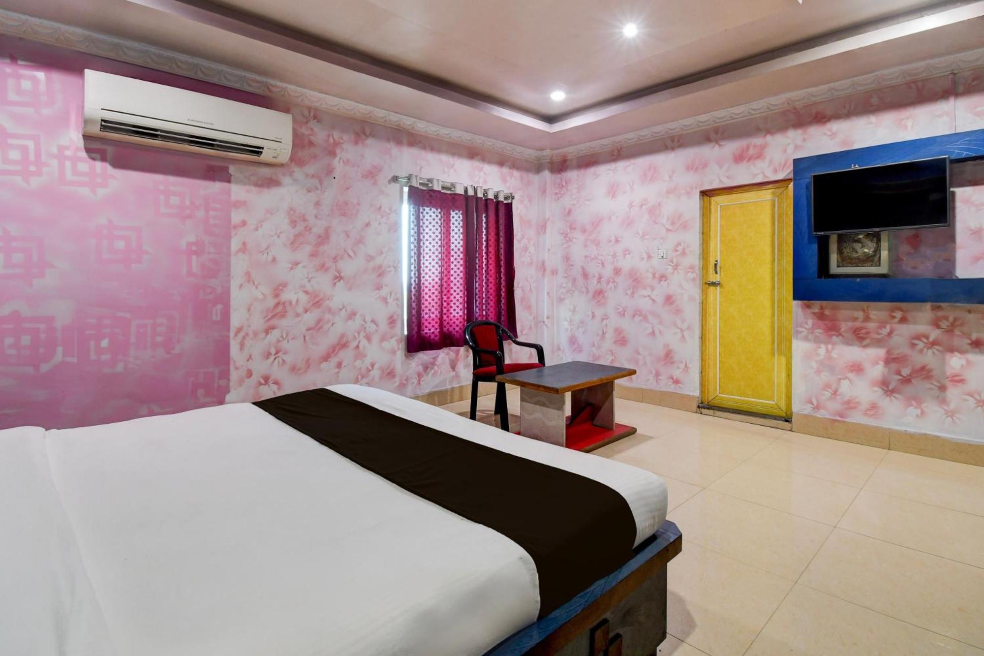 Hotel O Blue Royal Bhubaneswar Exterior photo